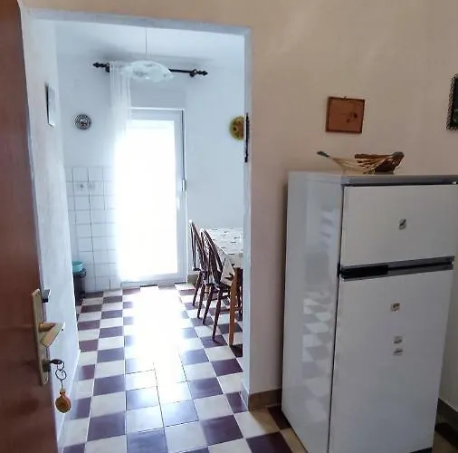 Niko Apartament Starigrad Paklenica